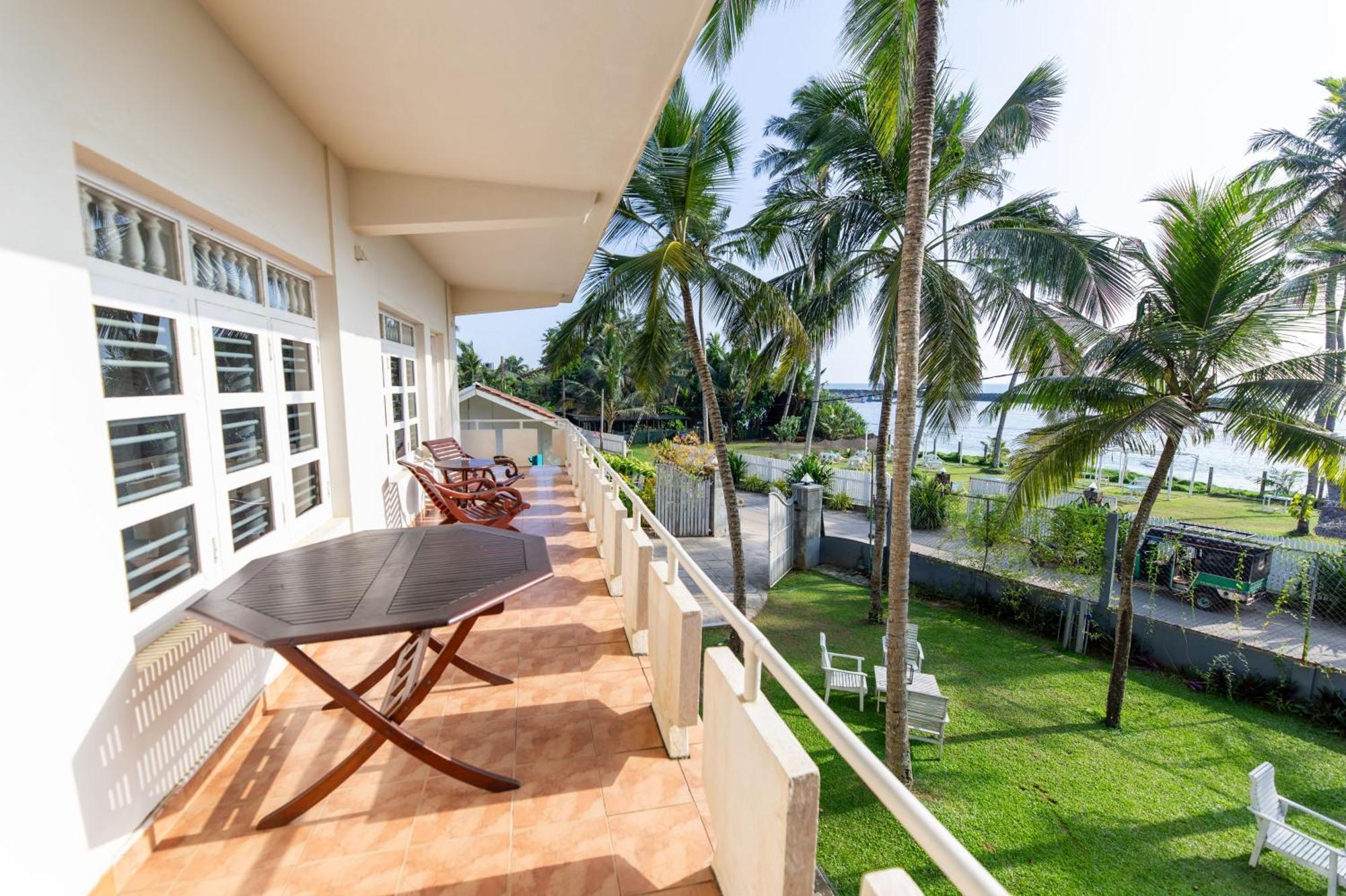 Shangrela Beach Resort By Ark Ambalangoda  Kültér fotó